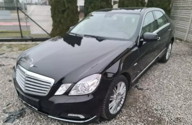 MERCEDES-BENZ Klasa E 