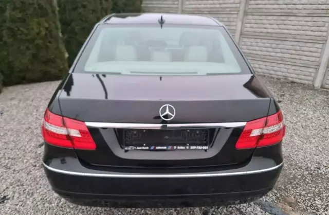 MERCEDES-BENZ Klasa E 