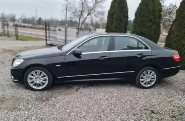 MERCEDES-BENZ Klasa E 