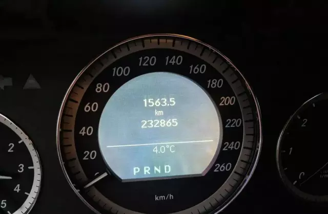 MERCEDES-BENZ Klasa E 