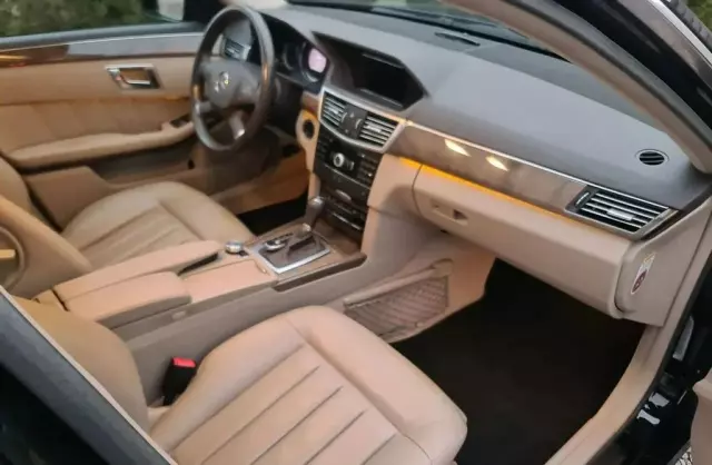 MERCEDES-BENZ Klasa E 