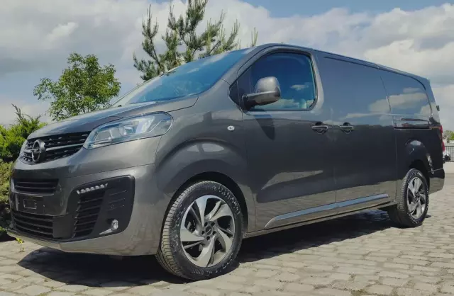 OPEL Vivaro 