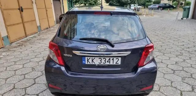 TOYOTA Yaris 