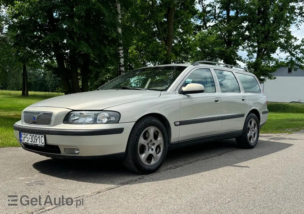 VOLVO V70 
