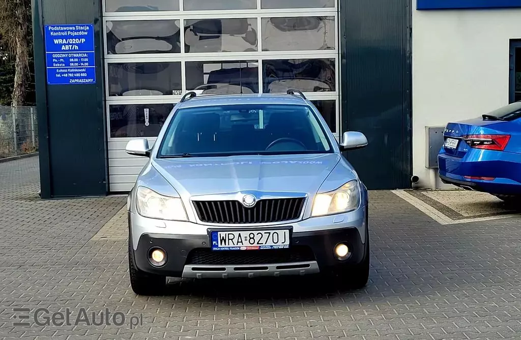 SKODA Octavia 