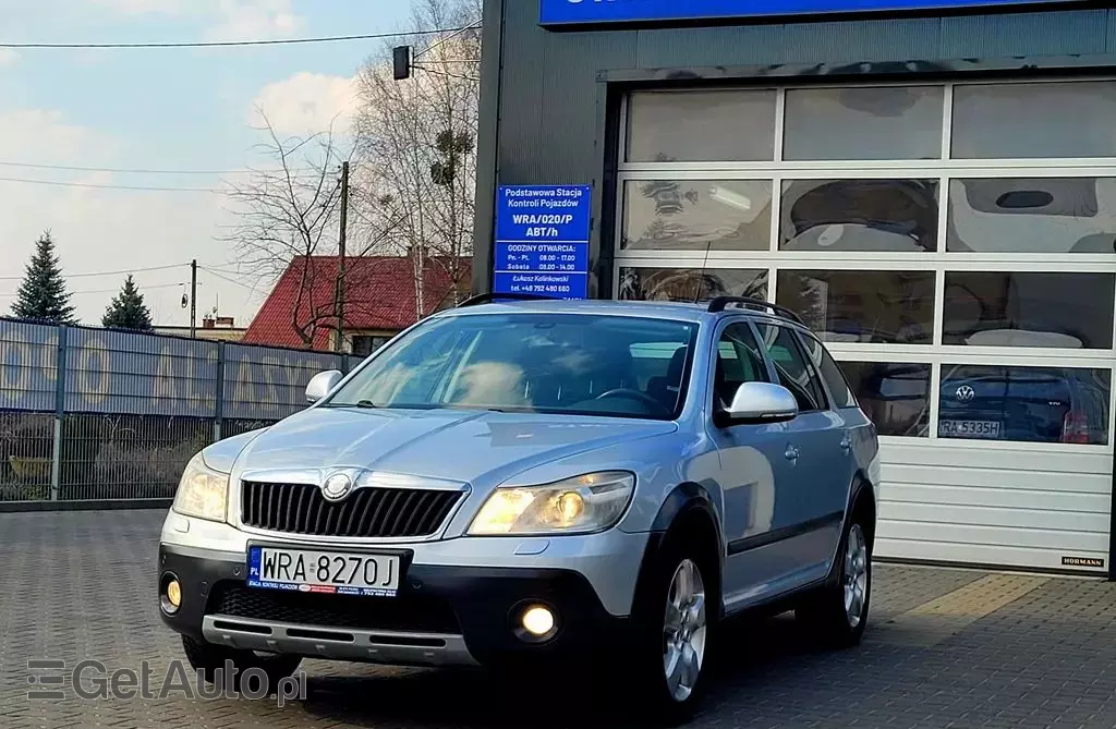 SKODA Octavia 