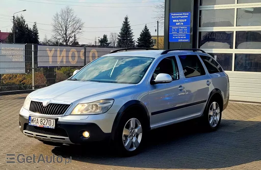SKODA Octavia 
