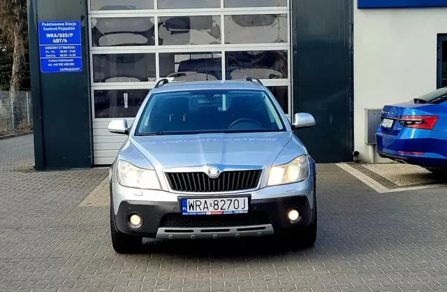 SKODA Octavia 