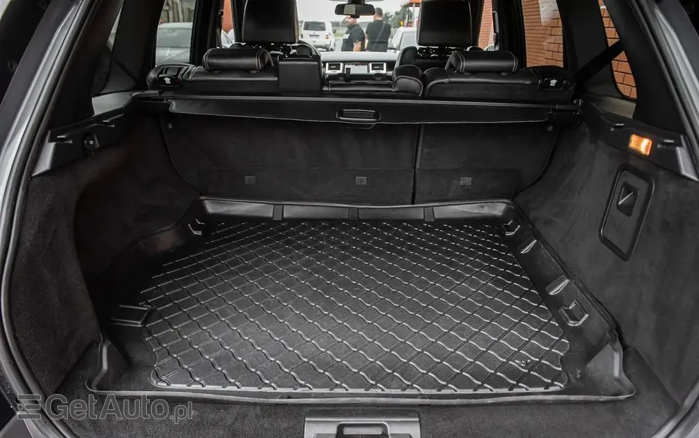 LAND ROVER Range Rover Sport S 3.0SD V6 HSE