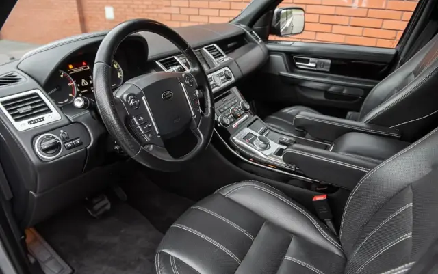 LAND ROVER Range Rover Sport S 3.0SD V6 HSE