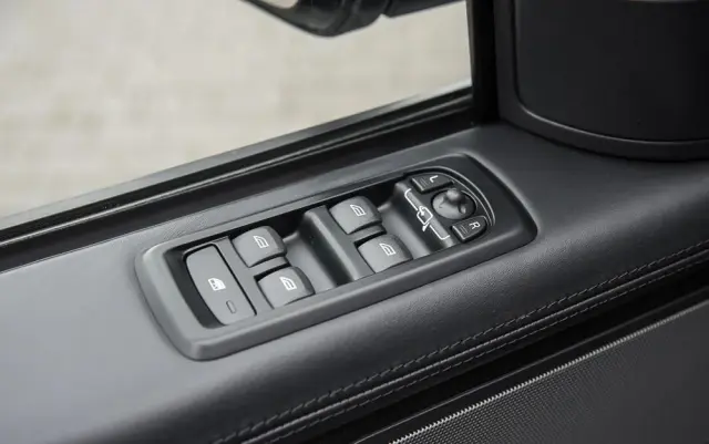 LAND ROVER Range Rover Sport S 3.0SD V6 HSE