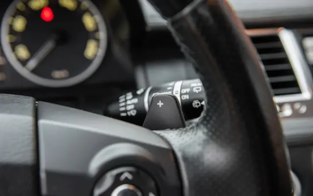 LAND ROVER Range Rover Sport S 3.0SD V6 HSE