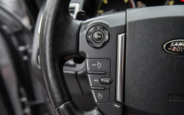 LAND ROVER Range Rover Sport S 3.0SD V6 HSE