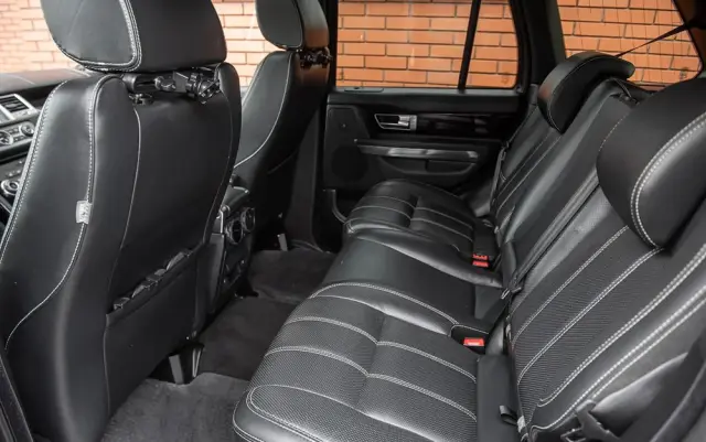 LAND ROVER Range Rover Sport S 3.0SD V6 HSE