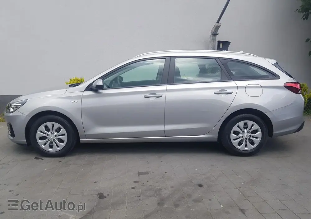 HYUNDAI I30 1.5 DPI Modern