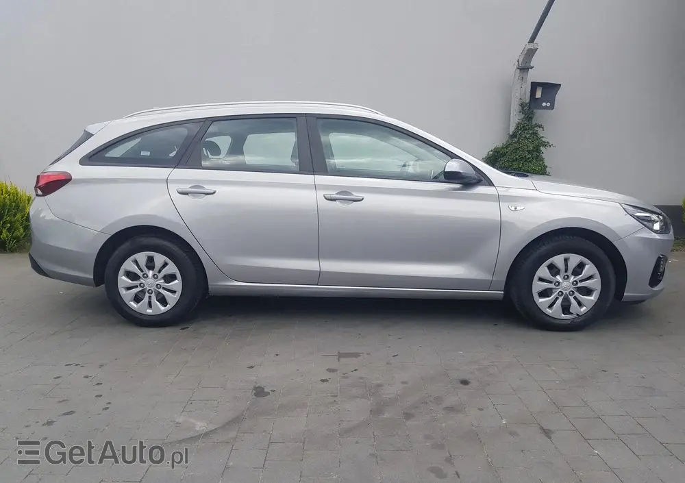 HYUNDAI I30 1.5 DPI Modern