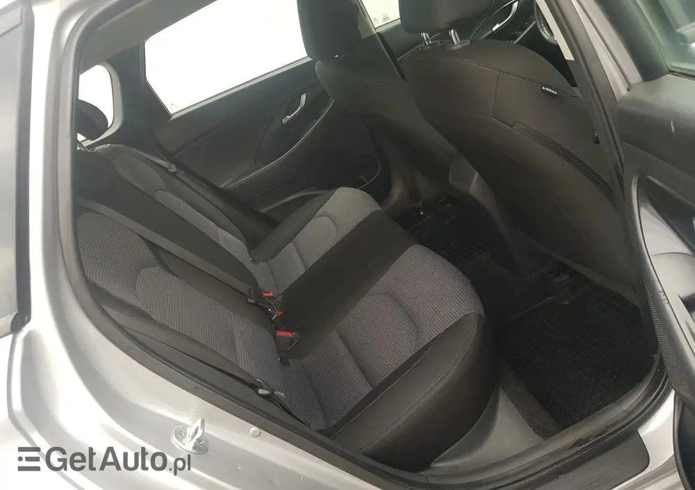 HYUNDAI I30 1.5 DPI Modern