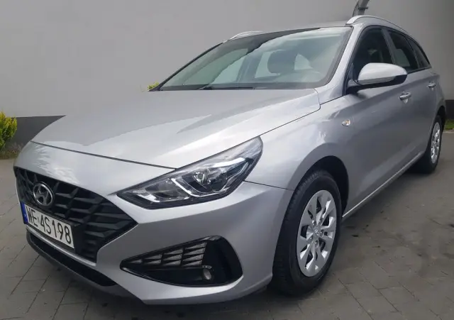 HYUNDAI I30 1.5 DPI Modern