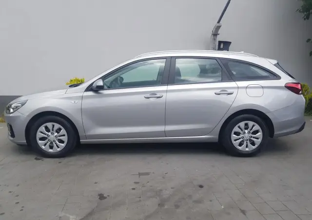 HYUNDAI I30 1.5 DPI Modern