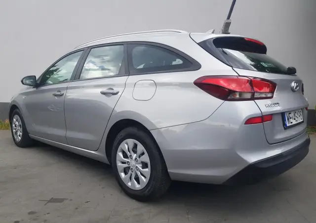 HYUNDAI I30 1.5 DPI Modern