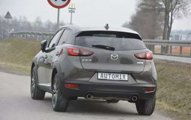 MAZDA CX-3 SKYACTIV-D 105 FWD Exclusive-Line