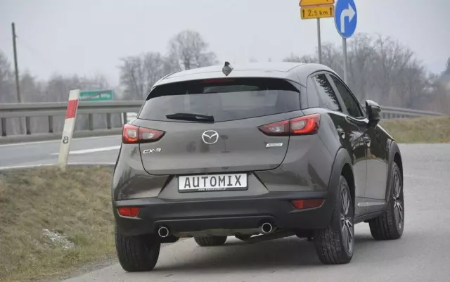 MAZDA CX-3 SKYACTIV-D 105 FWD Exclusive-Line