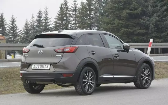 MAZDA CX-3 SKYACTIV-D 105 FWD Exclusive-Line