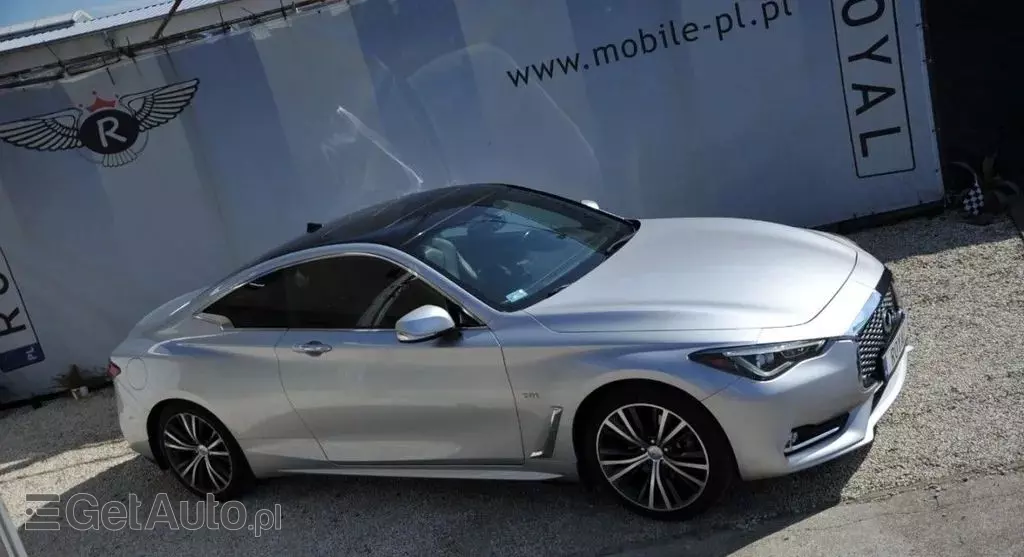 INFINITI Q60 