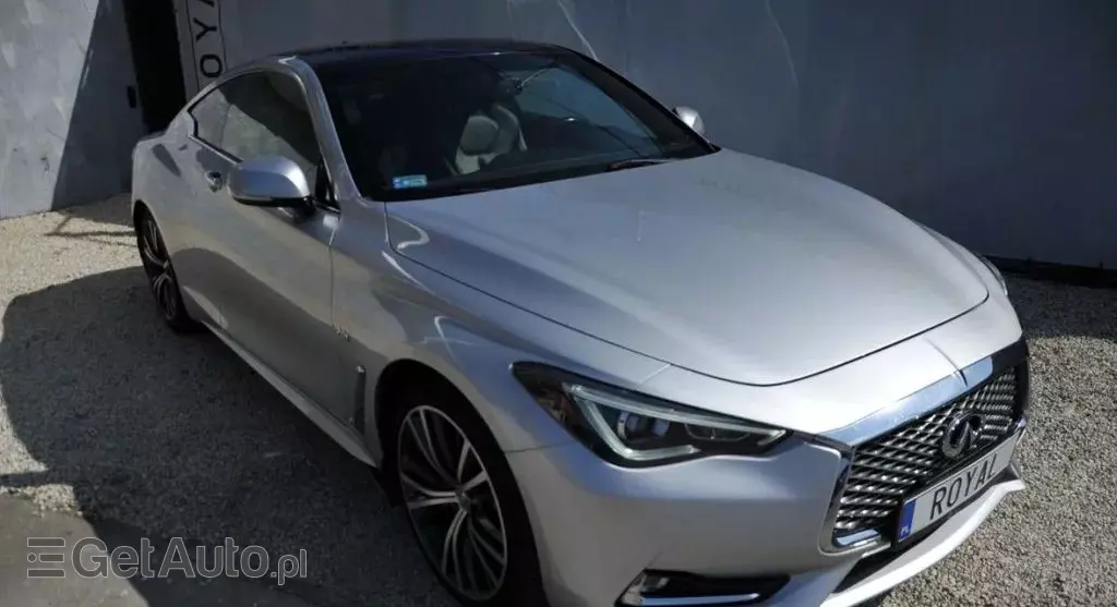 INFINITI Q60 