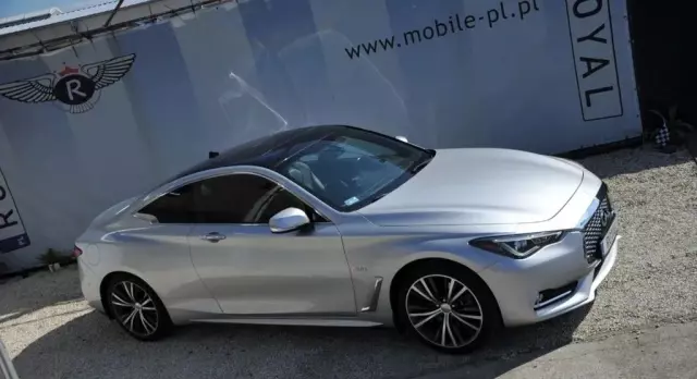 INFINITI Q60 