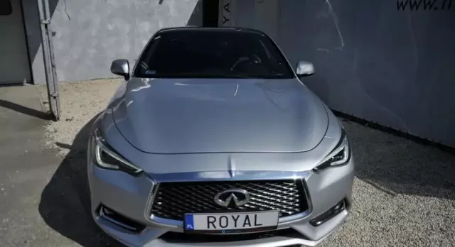 INFINITI Q60 