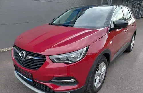 OPEL Grandland 