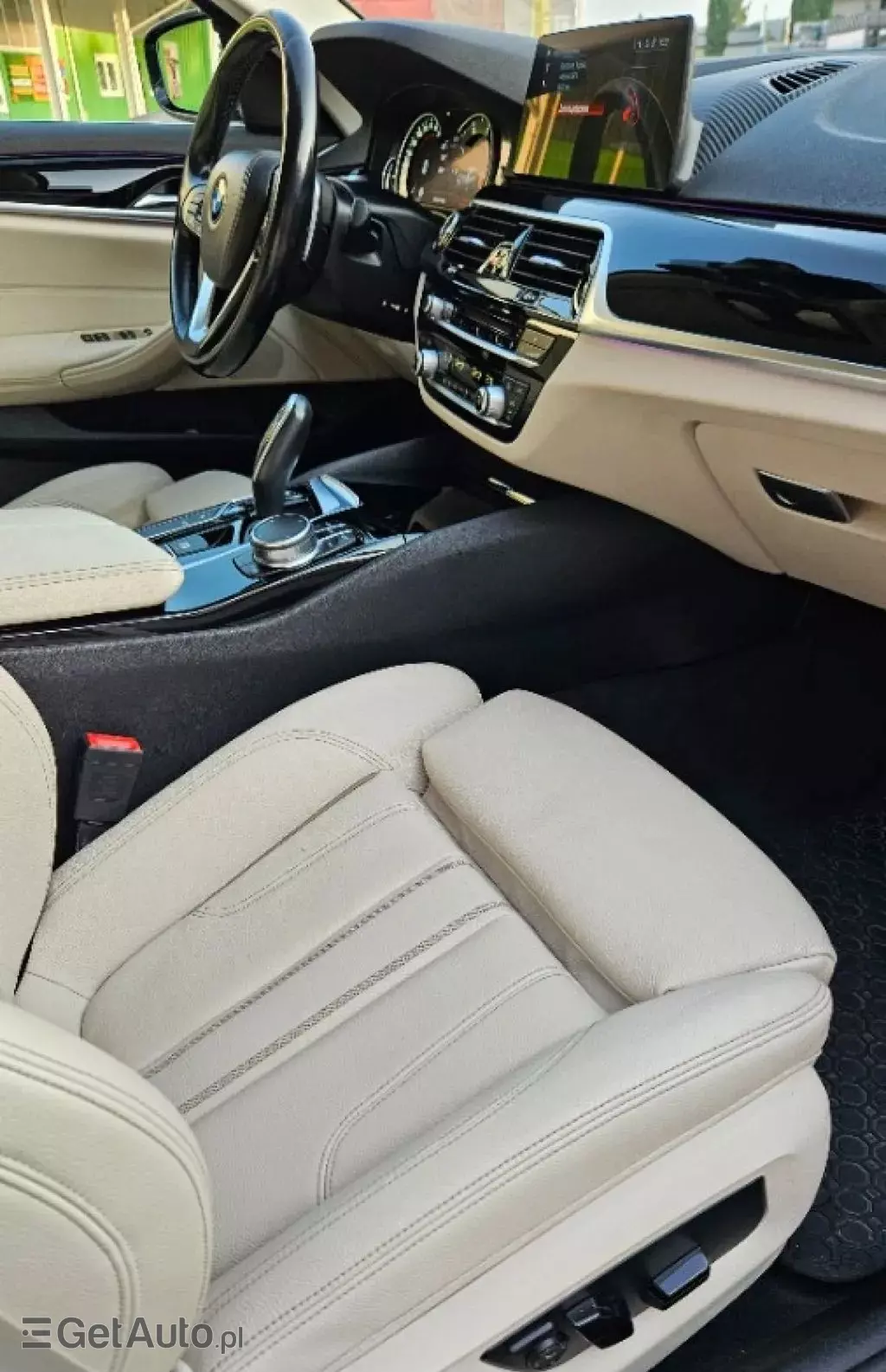 BMW Seria 5 520d (190 KM) xDrive Steptronic