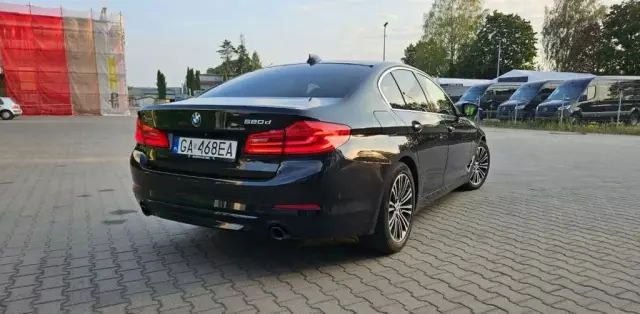 BMW Seria 5 520d (190 KM) xDrive Steptronic