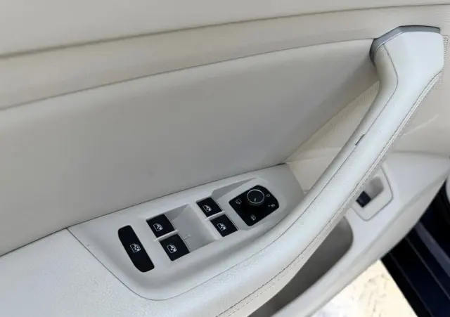 VOLKSWAGEN Passat 2.0 TDI BMT Highline DSG
