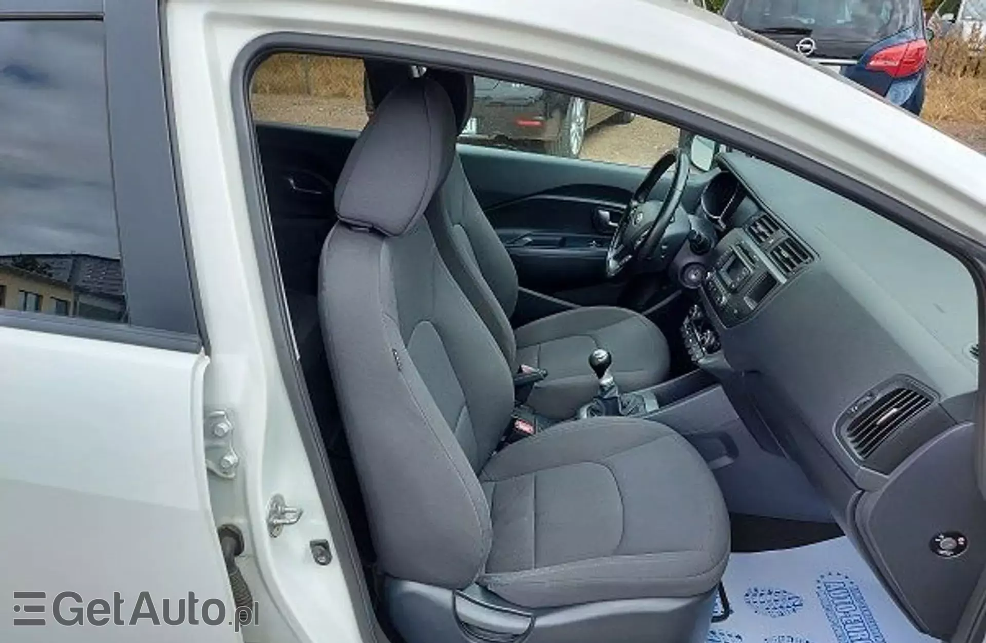 KIA Rio 1.2 16V (85 KM)