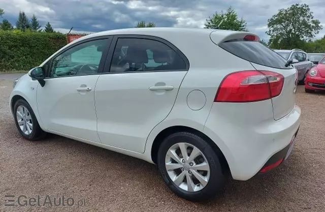 KIA Rio 1.2 16V (85 KM)