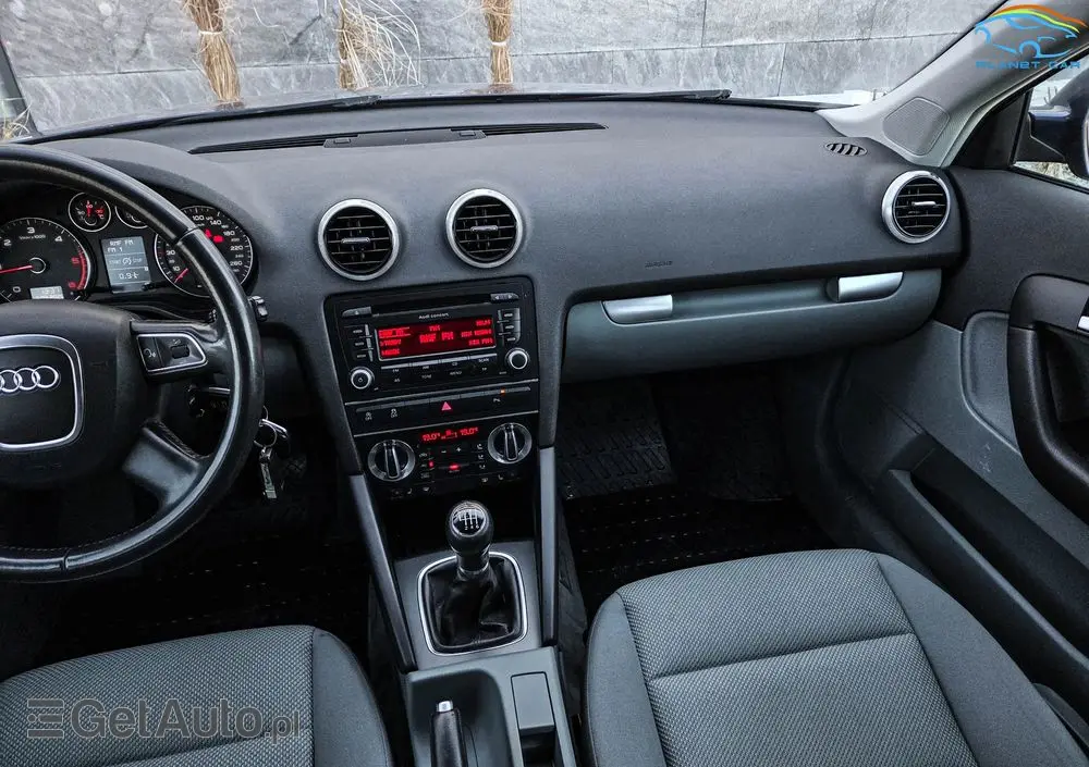 AUDI A3 Sportback 2.0 TDI DPF Attraction