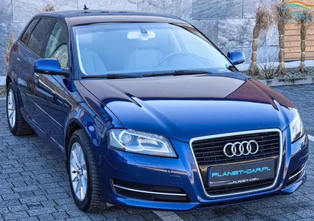 AUDI A3 Sportback 2.0 TDI DPF Attraction
