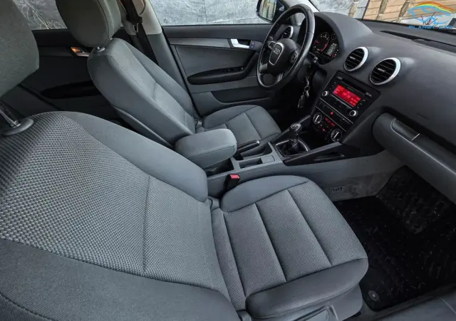 AUDI A3 Sportback 2.0 TDI DPF Attraction