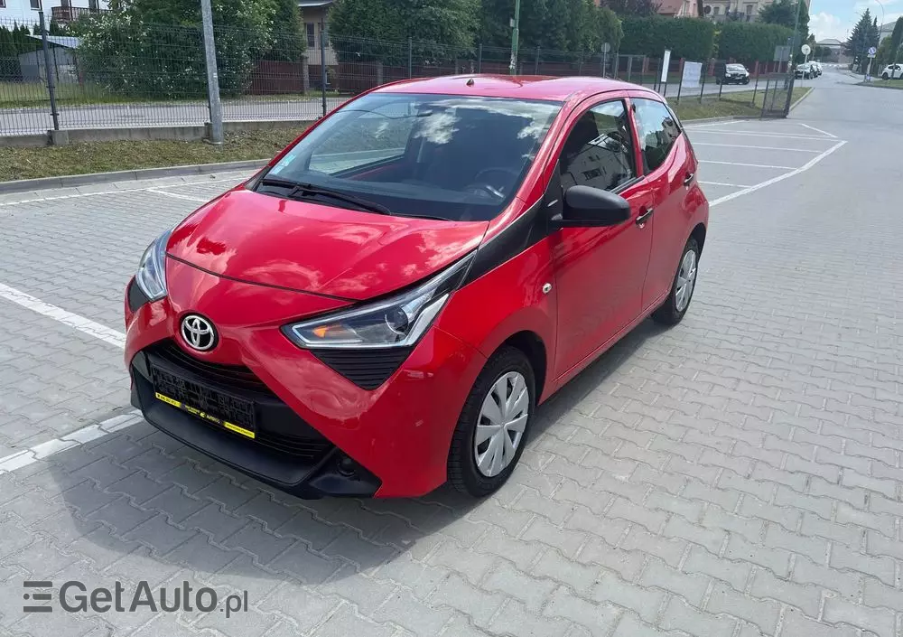 TOYOTA Aygo 1.0 VVT-i Black Edition
