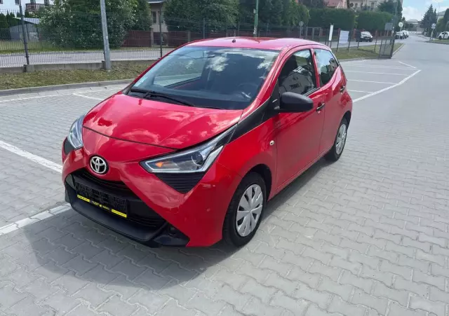 TOYOTA Aygo 1.0 VVT-i Black Edition