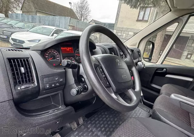 PEUGEOT Boxer 