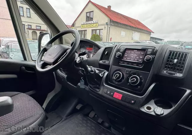 PEUGEOT Boxer 