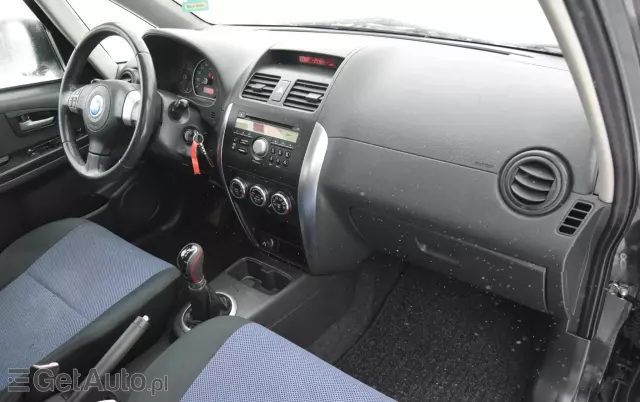 FIAT Sedici 1.6 16V 4x4 Dynamic