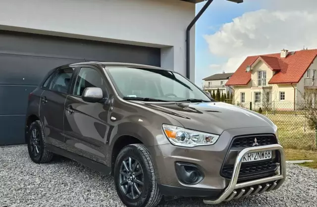 MITSUBISHI ASX 