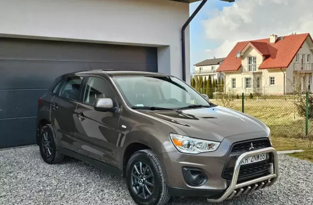 MITSUBISHI ASX 