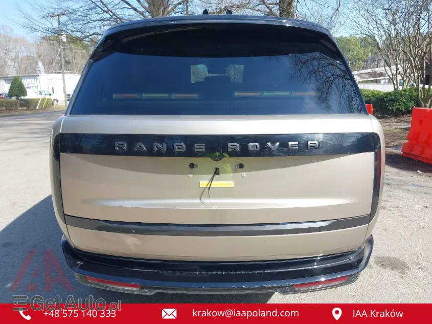 LAND ROVER Range Rover P400 SE