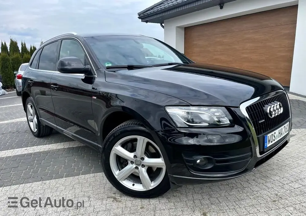AUDI Q5 