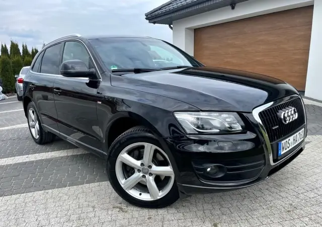 AUDI Q5 